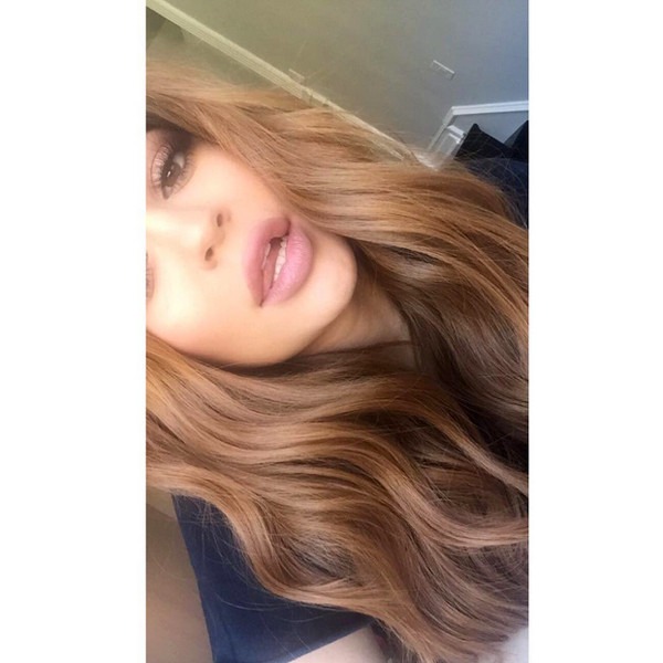 Kylie Jenner Dyes Hair Honey Blond (or Is It Extensions ...