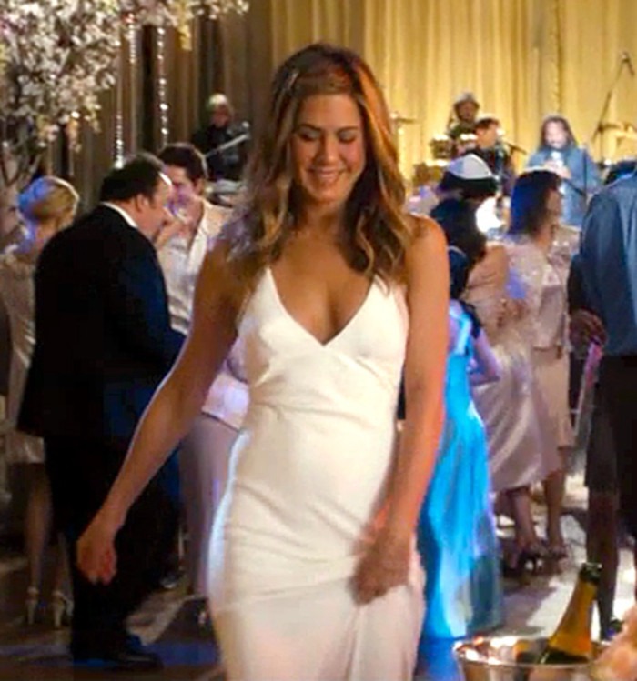 mira-todos-los-vestidos-de-novia-que-jennifer-aniston-us-fotos-e-news