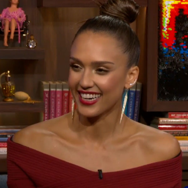 Jessica Alba Says She Was Body Checked By Kylie Jenners Bodyguards E