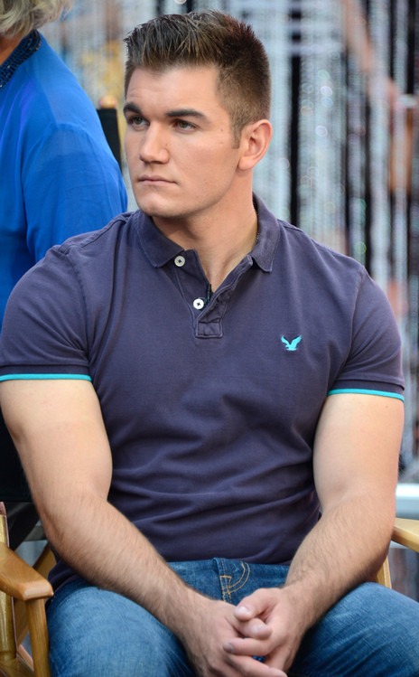 Paris Train Hero Alek Skarlatos Joins DWTS Season 21 | E! News