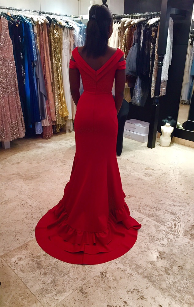 E! Dress To Impress Winner Owned The Emmys Red Carpet By Wowing In A ...