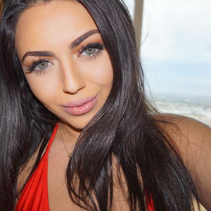 11 Times Durrani Was the Ultimate DASH Doll on Tonight's Episode! E