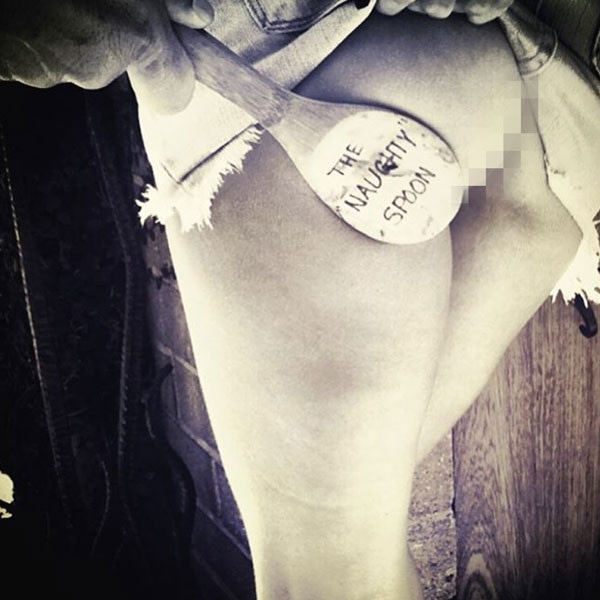 Heidi Klum Shares Racy Photo Of Bare Butt See The Nsfw