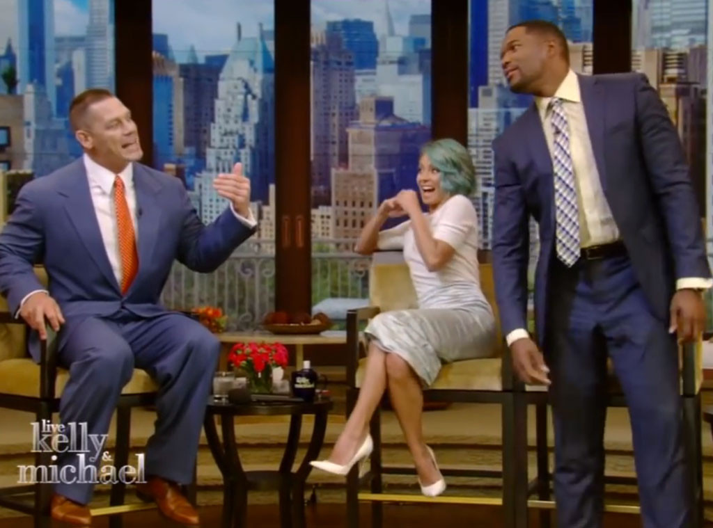 Mc Michael From Kelly Ripa And Michael Strahan S Best Live Moments E News