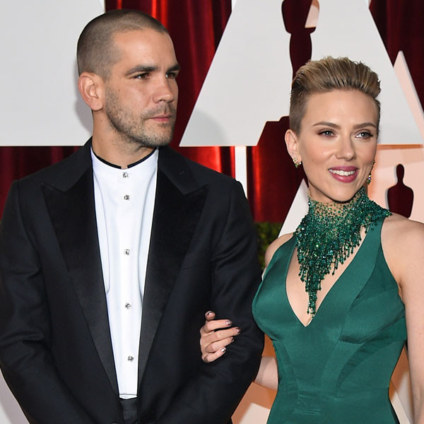 Scarlett Johansson & Hubby Mark 1st Anniversary: See Cute Pics