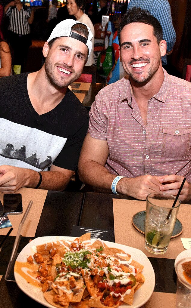 Josh Murray & JJ Lane from Stars Really Do Eat | E! News