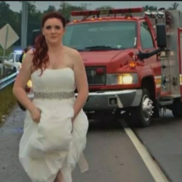 Paramedic Bride Works Crash On Her Wedding Day See The Pic E Online