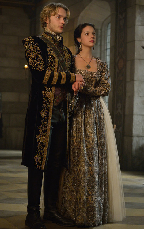 Reign: Episode 3 Extreme Measures from Favourite Reign Scenes | E! News ...