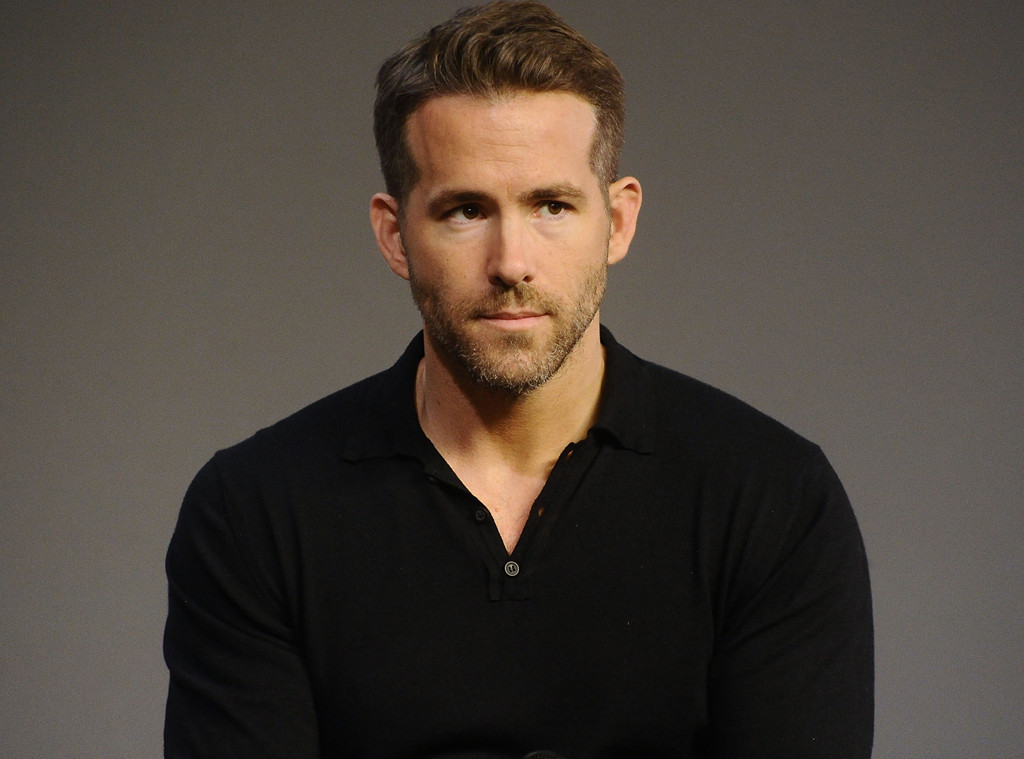 Ryan Reynolds Mourns Death of His Father, Shares Childhood Photo - E ...