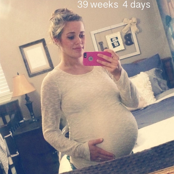 Jessa Duggar, 39 Weeks Pregnant, Baby Bump