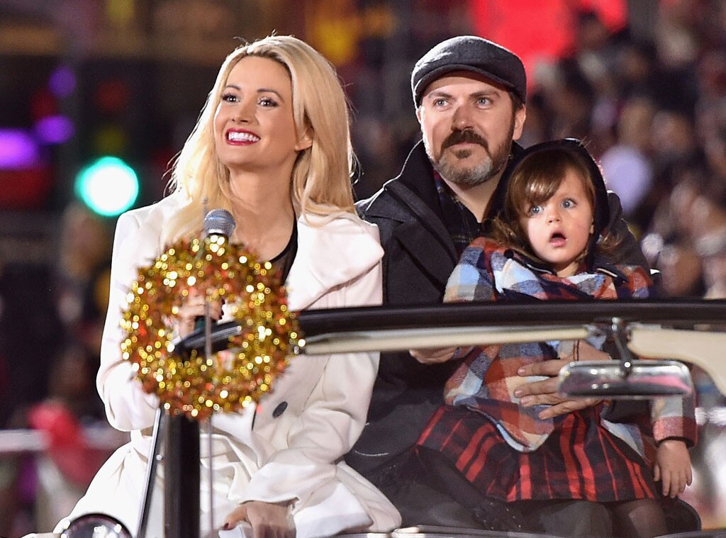 Holly Madison Is Pregnant, Expecting Baby No. 2 With Pasquale Rotella ...