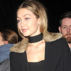 Gigi Hadid Wears Curious Necklacetribute To Zayn Malik E