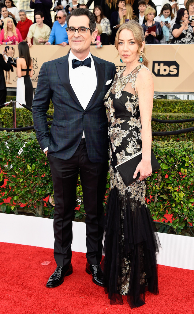 Ty & Holly Burrell from Couples at the SAG Awards 2016 | E! News