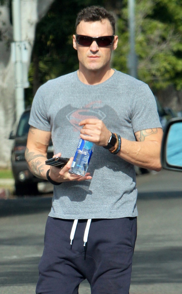 Brian Austin Green From The Big Picture Todays Hot Photos E News 