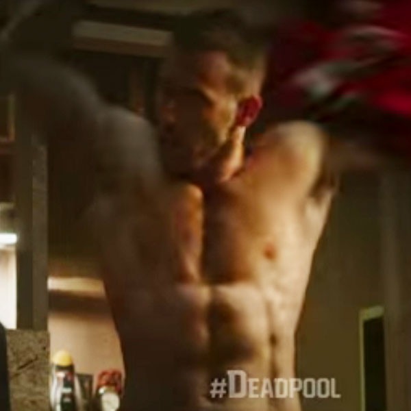 Ryan Reynolds Is Shirtless And Ripped In New Deadpool Promo E News 