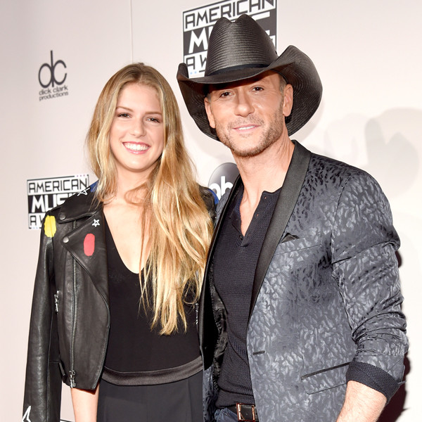 Tim McGraw and His Daughter Maggie Enjoy Family Night at the 2016 AMAs ...