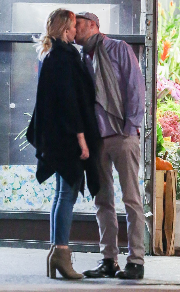 Jennifer Lawrence, Darren Aronofsky, PDA