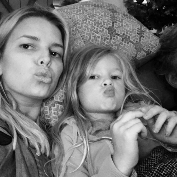 Jessica Simpsons 3 Year Old Daughter Maxwell Loves Nicki Minaj And 