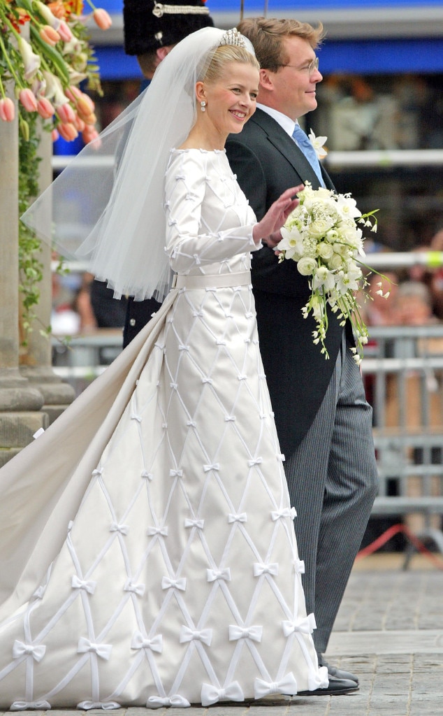 Meghan Markle Wears Givenchy Gown to Royal Wedding — Princess Meghan Royal  Bridal Gown