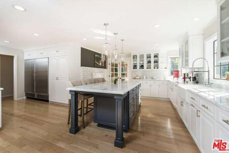 Kate Upton & Justin Verlander Buy a $5.25M Home