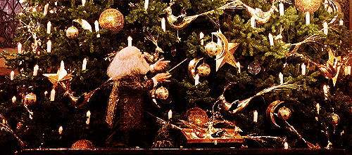 As situações que todo mundo que odeia Natal tem de passar no fim de ano - E! Online Brasil