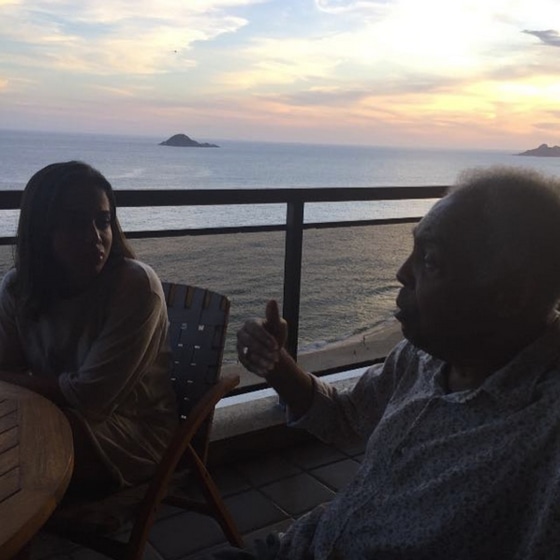 Anitta, Gilberto Gil