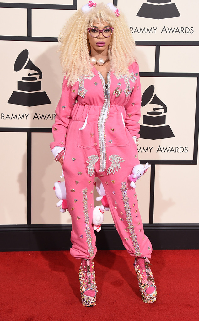 Les stars les plus mal habillées des Grammy Awards 2016 : Joy Villa