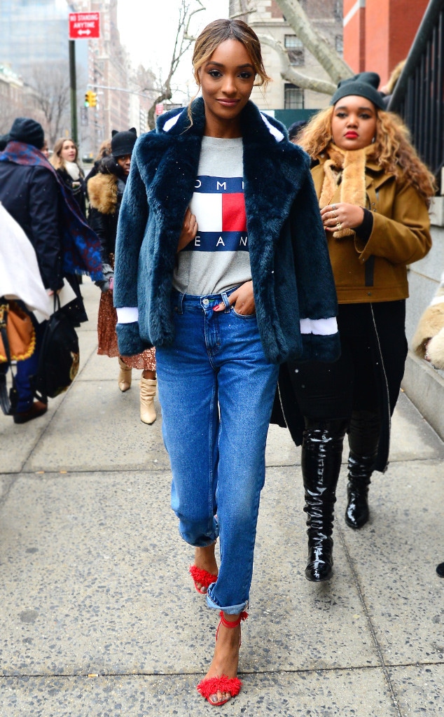 Celebs Make '90s Fashion Hella Cool Again Celebs Make '90s Fashion Hella Cool Again