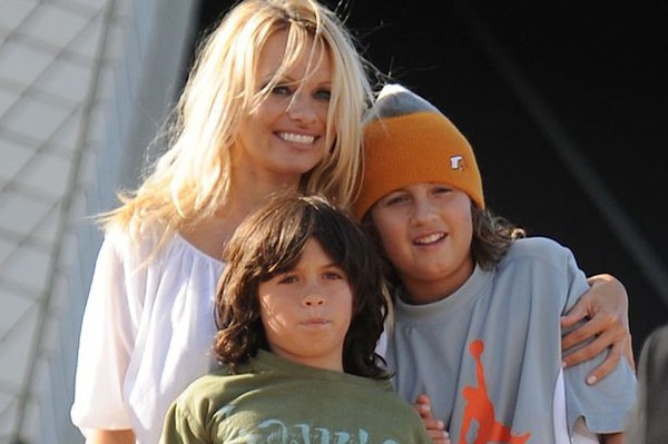 Pamela Anderson, Dylan Jagger Lee