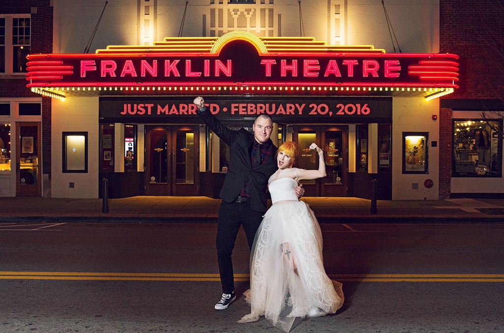 Hayley Williams Chad Gilbert Are Married See Wedding Photos