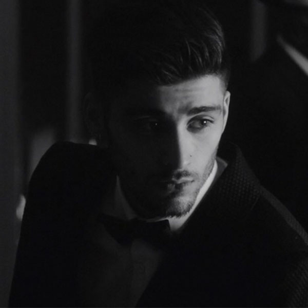 Zayn Has His Own Acoustic Version of ''I Don't Wanna Live Forever''