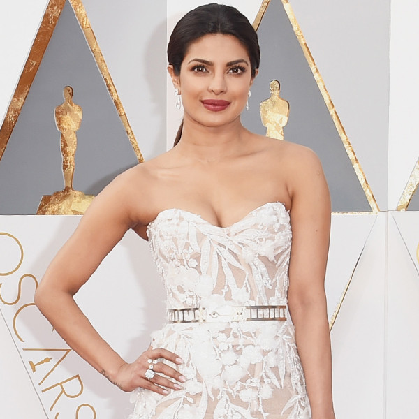 Priyanka Chopra Wanted a Pretty & Practical Oscars Dress