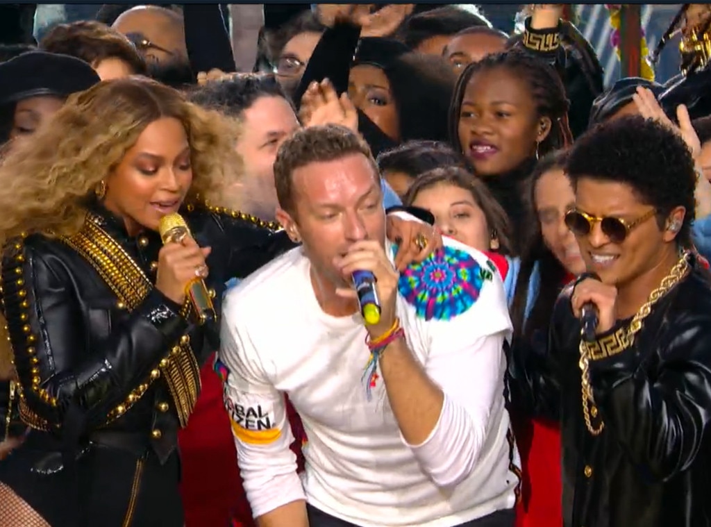 Coldplay, Beyoncé E Bruno Mars Se Apresentam No Super Bowl 2016 - E ...