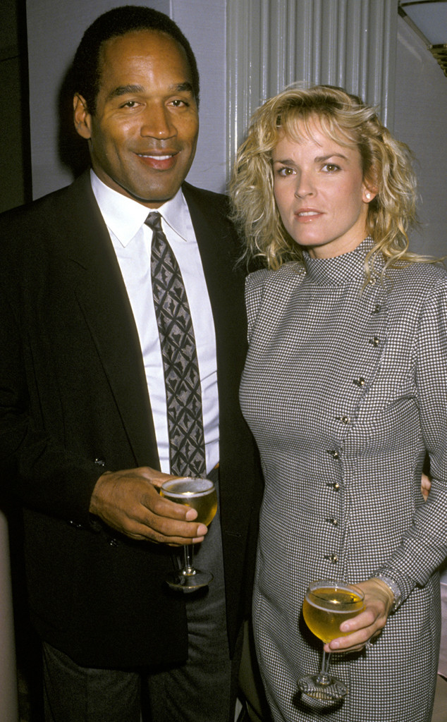 Photos From 25 Bizarre Facts About The O J Simpson Murder Trial E Online