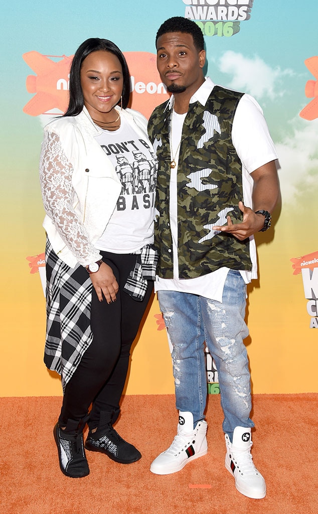 Kel Mitchell Asia Lee From Kids Choice Awards 2016 What The Stars   Rs 634x1024 160312161001 634.kel Mitchell Asia Lee KCA 031216 