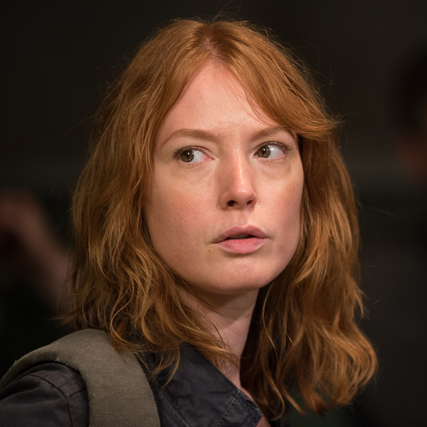 Alicia Witt Gushes Over Joining The Walking Dead E Online Alicia Witt Gushes Over Joining The Walking Dead E Online