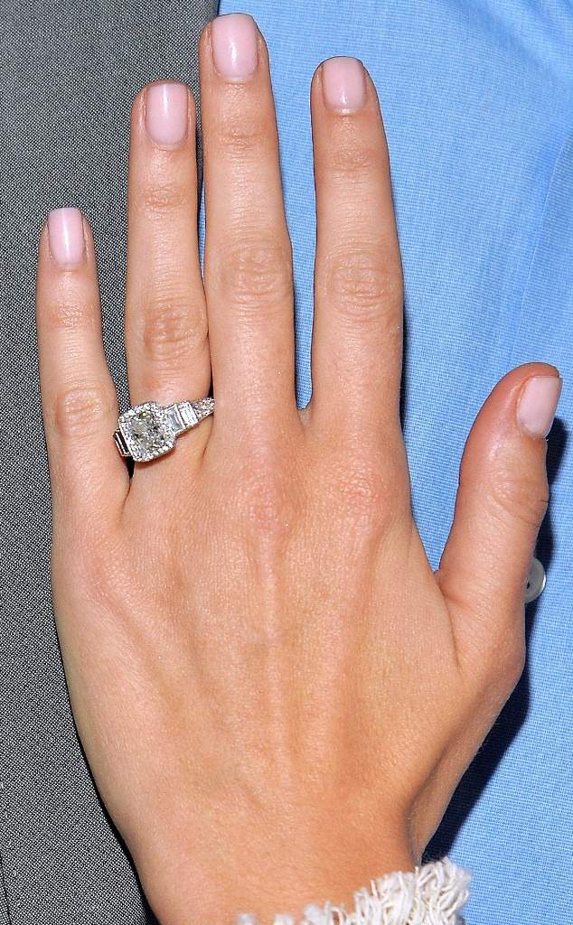 Comparing the Biggest Engagement Rings on The Bachelor, From Emily ...