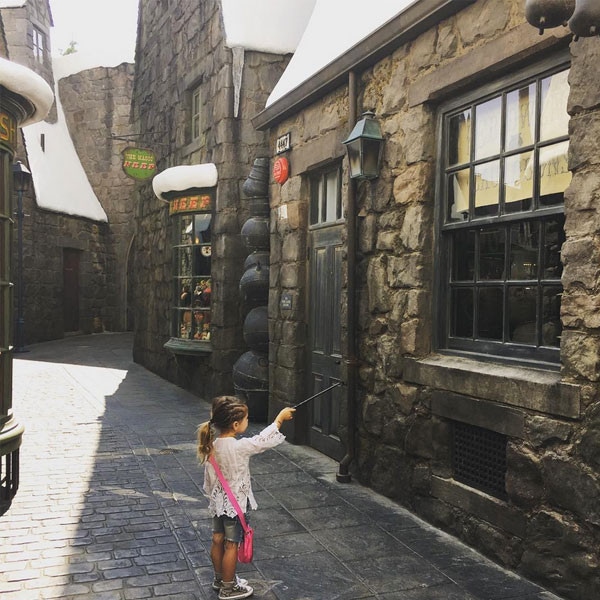 Kourtney & Scott Have Magical Family Date at Harry Potter ...
