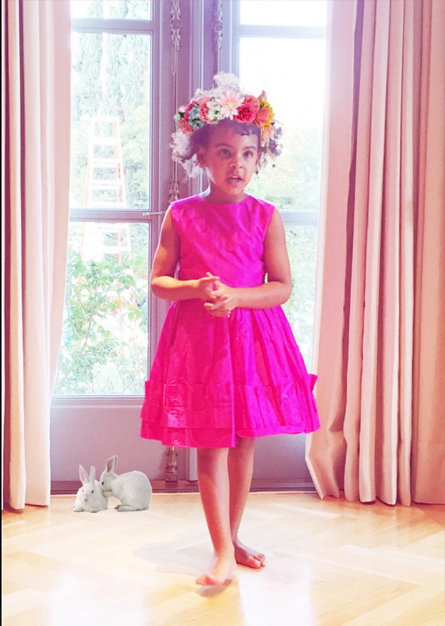 Beyonc & Blue Ivy, 4, Celebrate Easter Early Beyonc & Blue Ivy, 4, Celebrate Easter Early