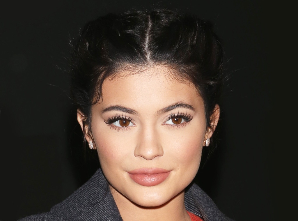 ESC: Kylie Jenner Lashes