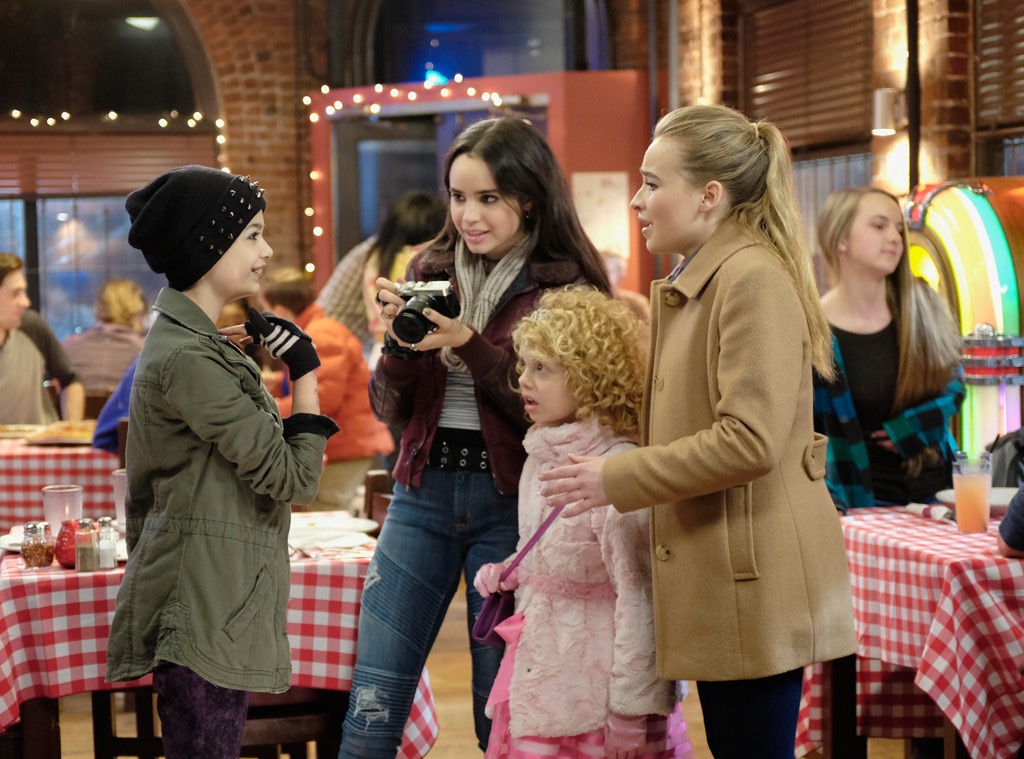 Exclusive Adventures In Babysitting Pays Homage To Original E Online Ca Exclusive Adventures In Babysitting Pays Homage To Original E Online Ca