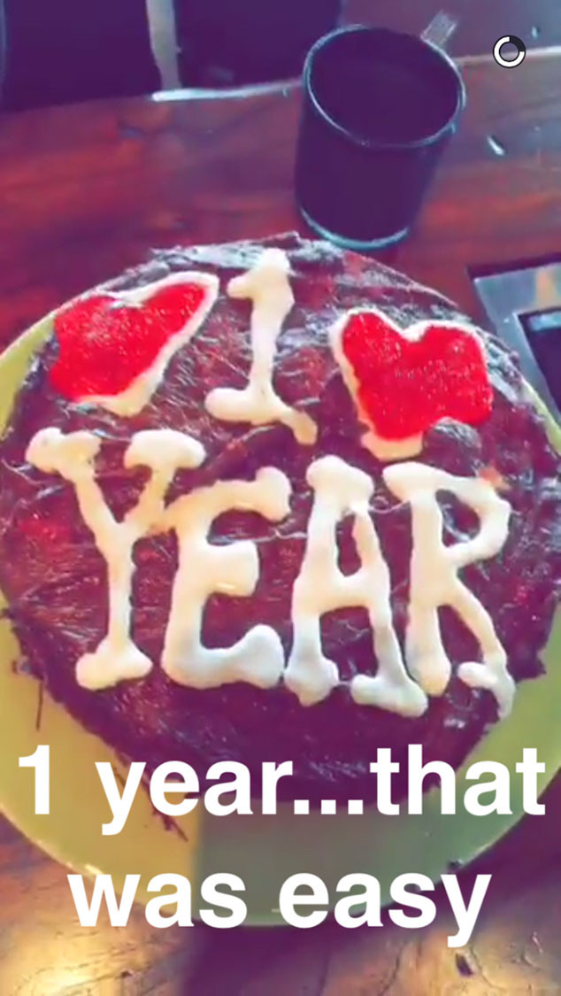 Taylor Swift And Calvin Harris Celebrate Their One Year Anniversary With A Sentimental Gift E Online