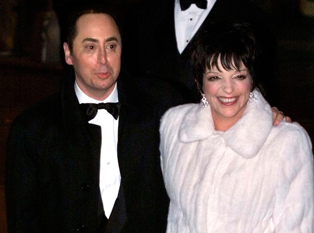 Liza Minelli, 4 from Celebs Who've Been Married 4 or More Times | E! News