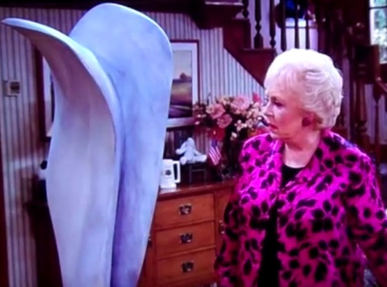 Doris Roberts Most Unforgettable Everybody Loves Raymond Moments E News 