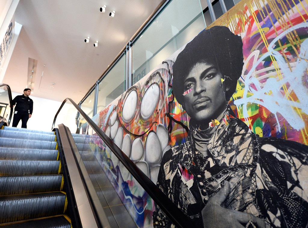 Did Prince Predict His Death With This Song From 30 Years Ago E Online Did Prince Predict His Death With This Song From 30 Years Ago E Online