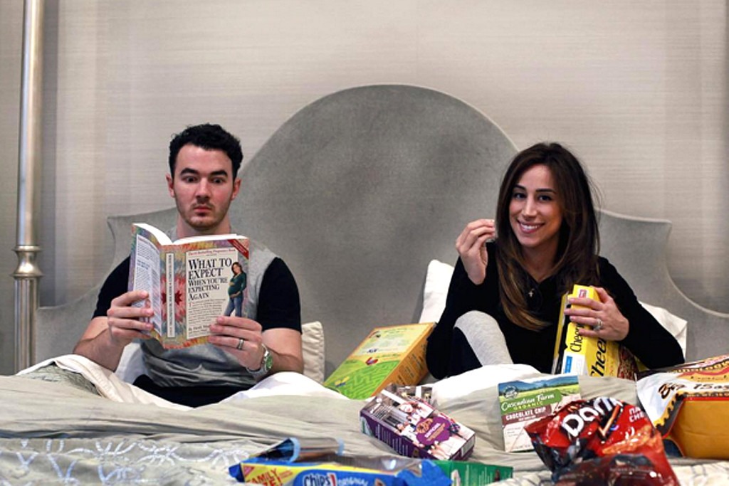 Kevin Jonas, Danielle Jonas, Instagram