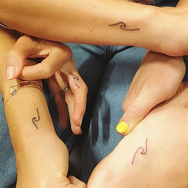 Miley Cyrus, Elsa Pataky, Matching Tattoos
