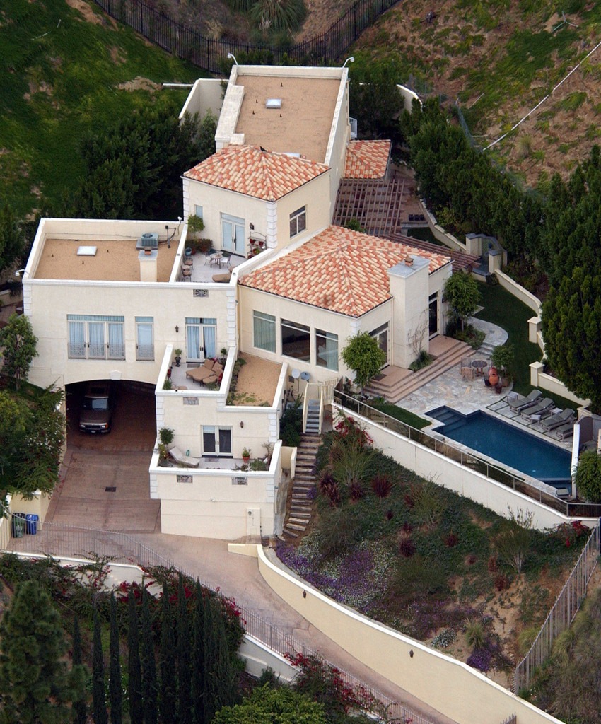 Britney Spears Lists 9 Million Mansion A Timeline Of How Each Home Marked A New Step In Her