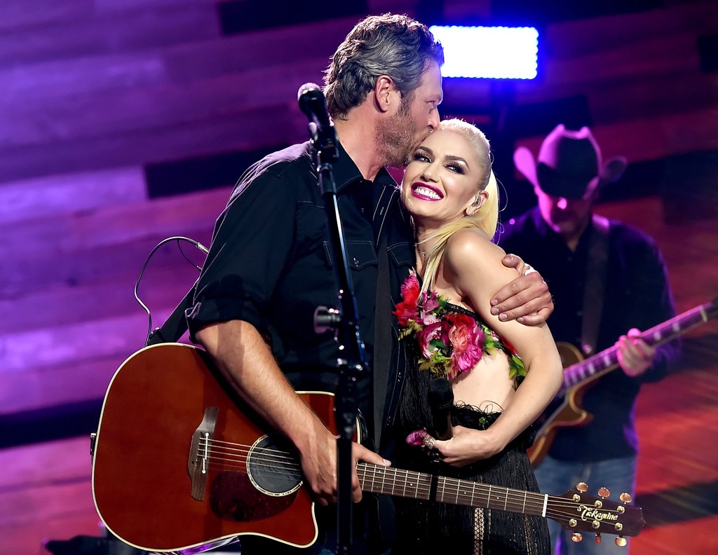 Blake Shelton & Gwen Stefani from Musicians Performing Live on Stage