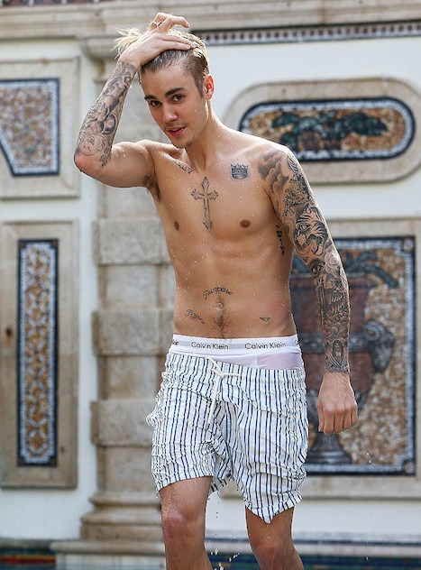 Los 10 Paquetes Mas Impresionantes De Hollywood Fotos E Online Latino Mx Los 10 Paquetes Mas Impresionantes De Hollywood Fotos E Online Latino Mx